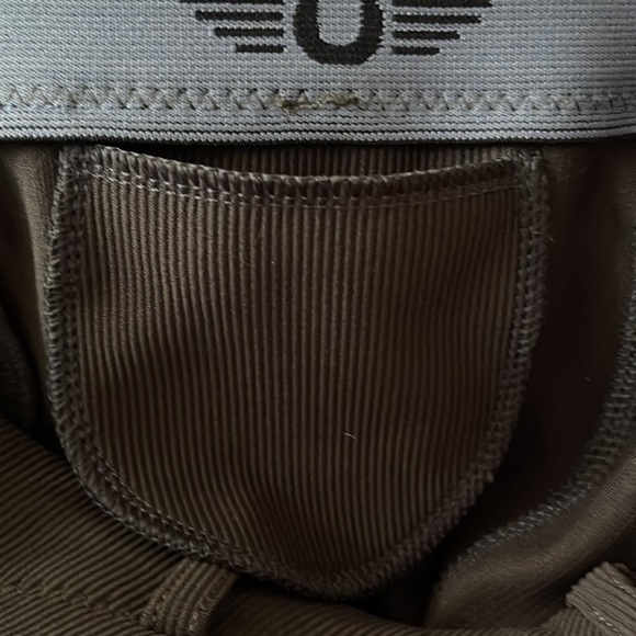 Tuff Riders Equestrian Breeches Ribbed Riding Pants - 28 NEW - Picture 12 of 14